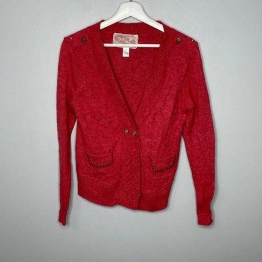 Nick & Mo‎ Grandpa Sweater